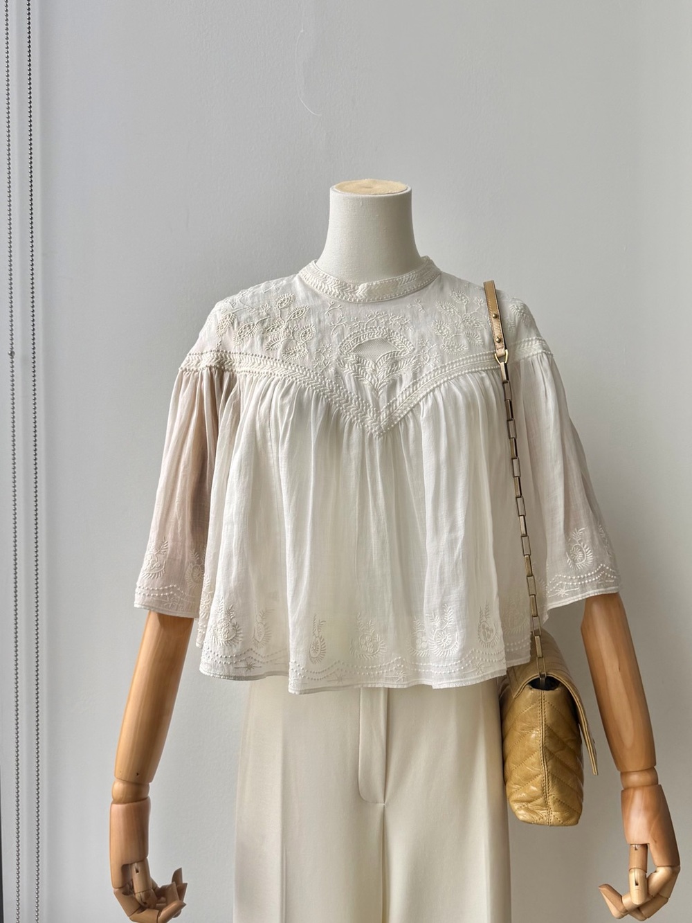 ISABEL MARANT
Elodia embroidered ramie blouse